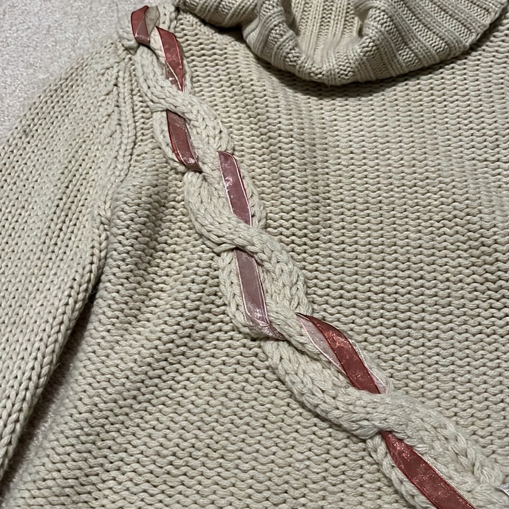 FiFi Collection Cowell Neck Ribbon Sweater - Picture 2 of 2